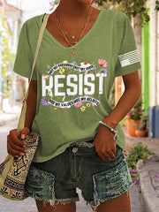 T-shirt rétro à col en V avec imprimé « Résister » : « Pas mon président, pas ma voix, pas mes valeurs, pas mes croyances » 