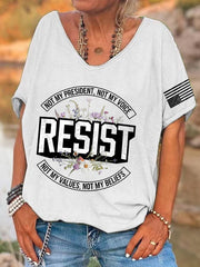 T-shirt rétro à col en V avec imprimé « Résister » : « Pas mon président, pas ma voix, pas mes valeurs, pas mes croyances » 