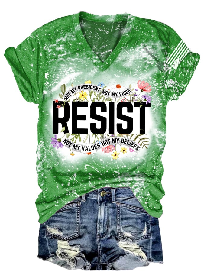 T-shirt rétro à col en V avec imprimé tie-dye « Résister » : « Pas mon président, pas ma voix, pas mes valeurs, pas mes croyances » 