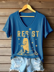 T-shirt à manches courtes imprimé « Penguins Resist Tariff » pour femme 