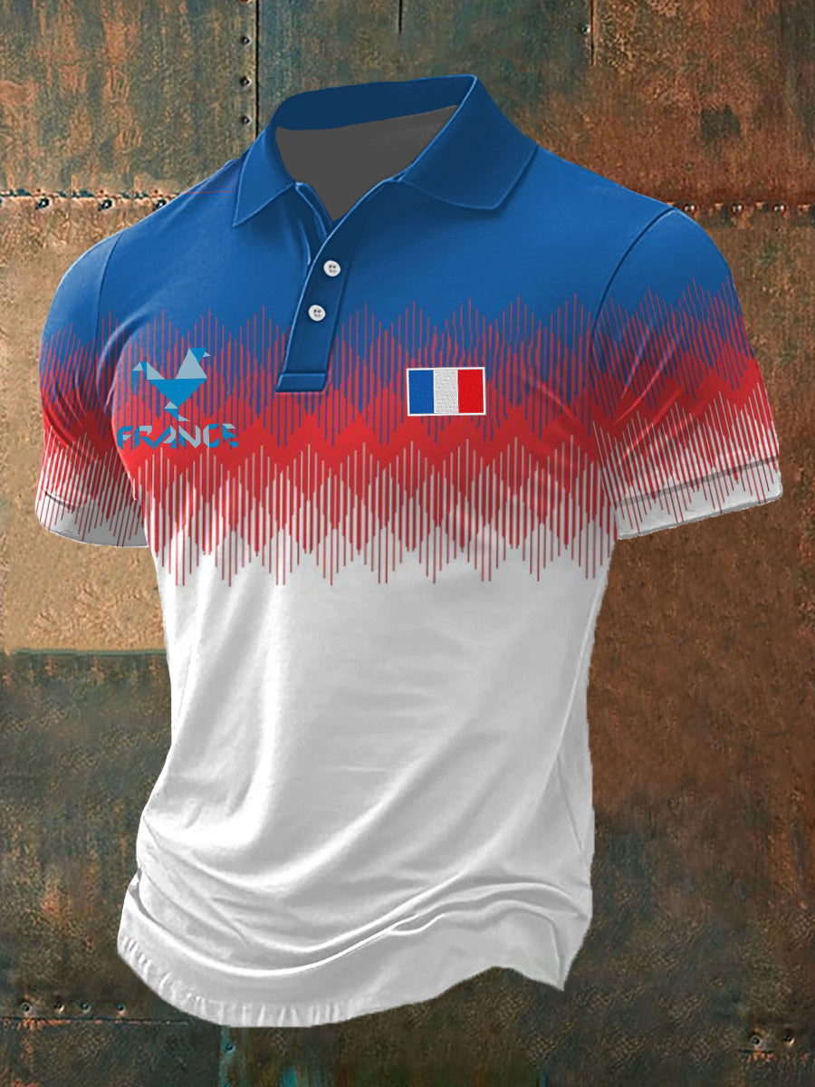 Le drapeau français des hommes conçoivent le polo à manches courtes